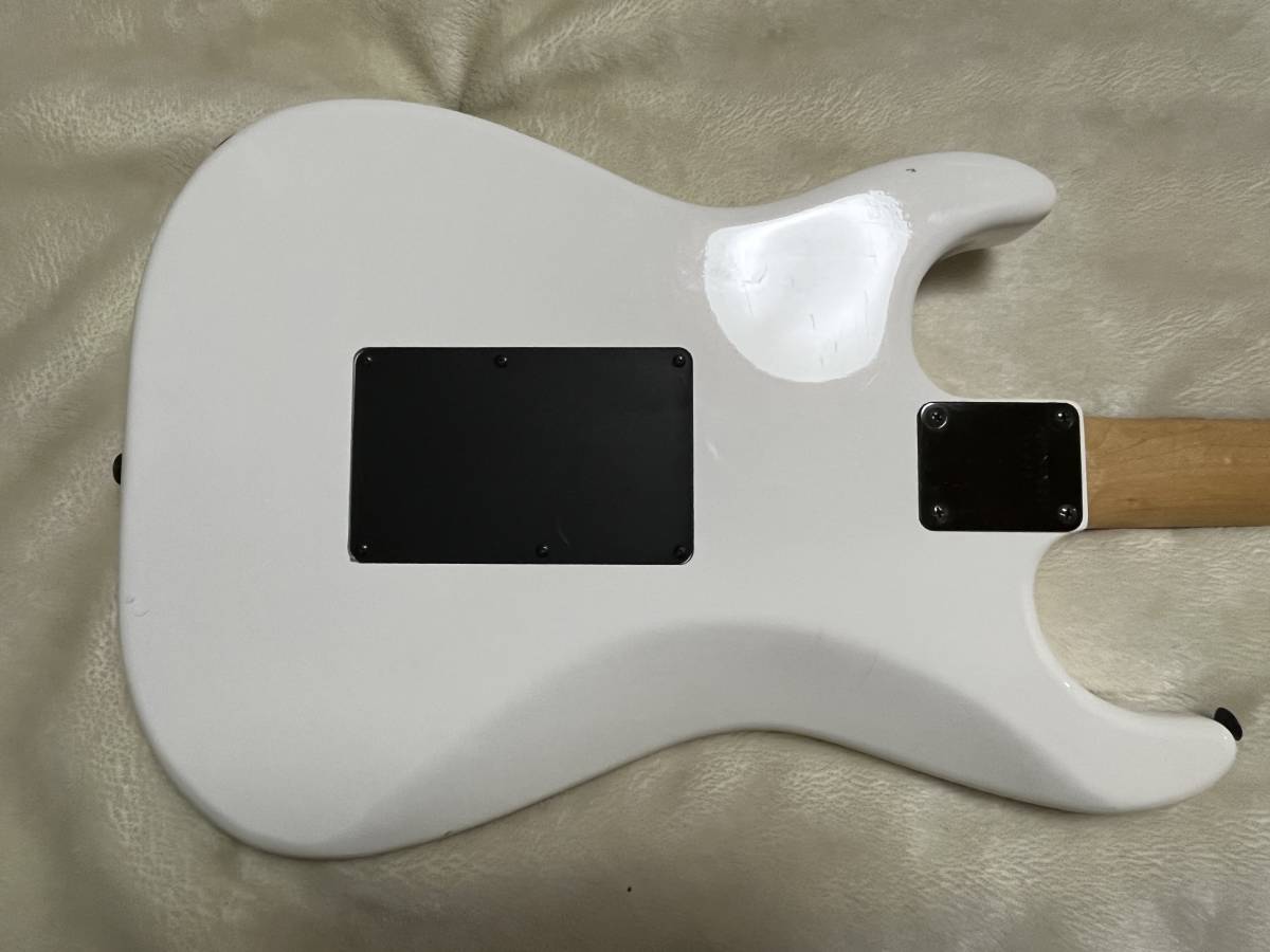 1スタート！ミディアムスケールストラトお探しの方に！FERNANDES FST 