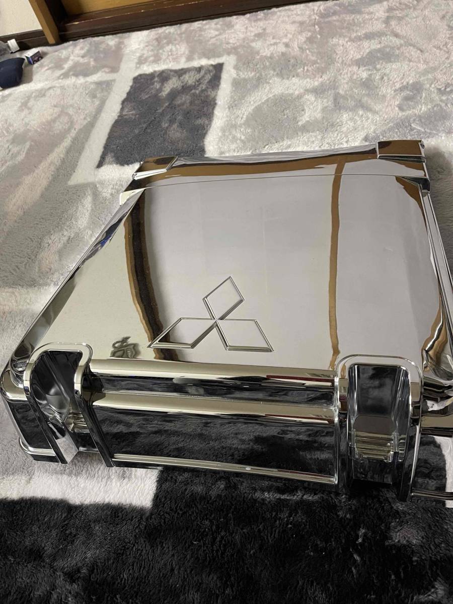 三菱FUSOスーパーグレート バッテリーメッキカバー 安い，正規品
