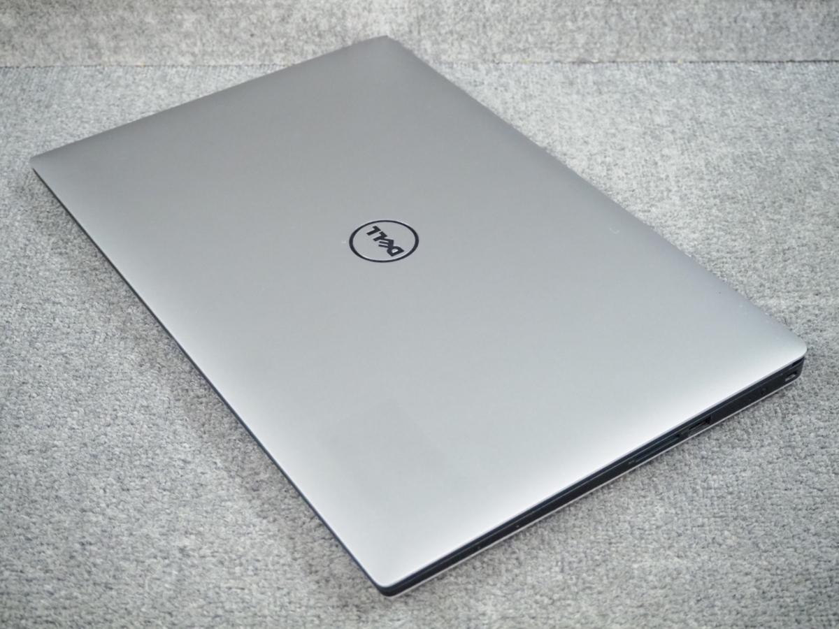 DELL Inspiron 15 Core i5⁄6GB⁄500GB⁄DVDRW⁄15.6インチタッチパネル