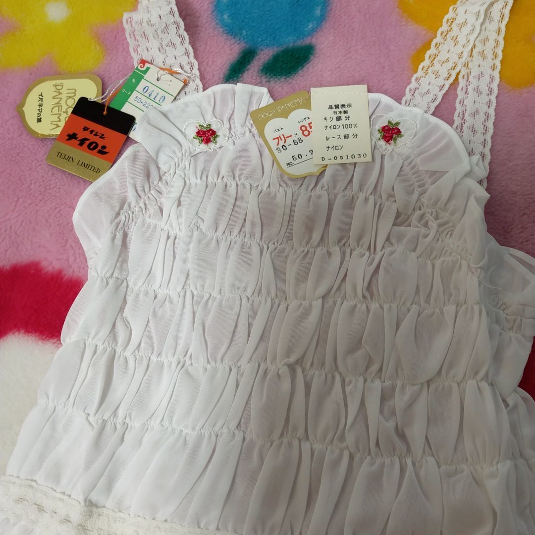 イパネマの娘 テイジンナイロン シャーリング スリップ バストフリー レングス85 Mサイズ 売買されたオークション情報 Yahooの商品情報をアーカイブ公開 オークファン Aucfan Com