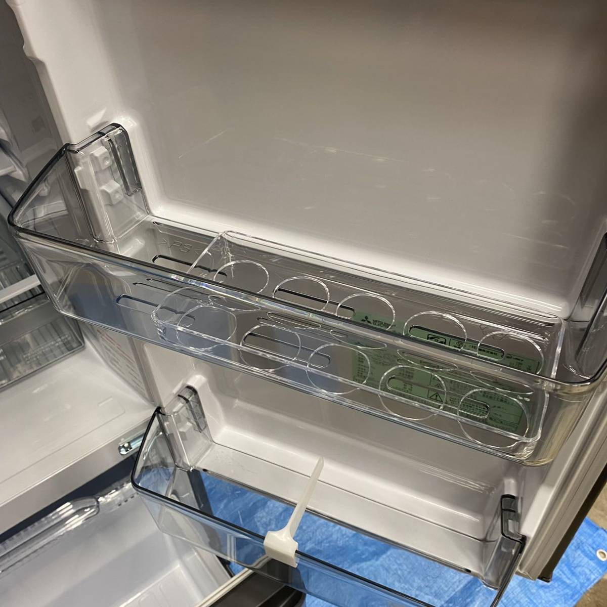 新潟市 極上品◇2022年1月購入 三菱 冷蔵庫 MR-P15G-H(146L) マット