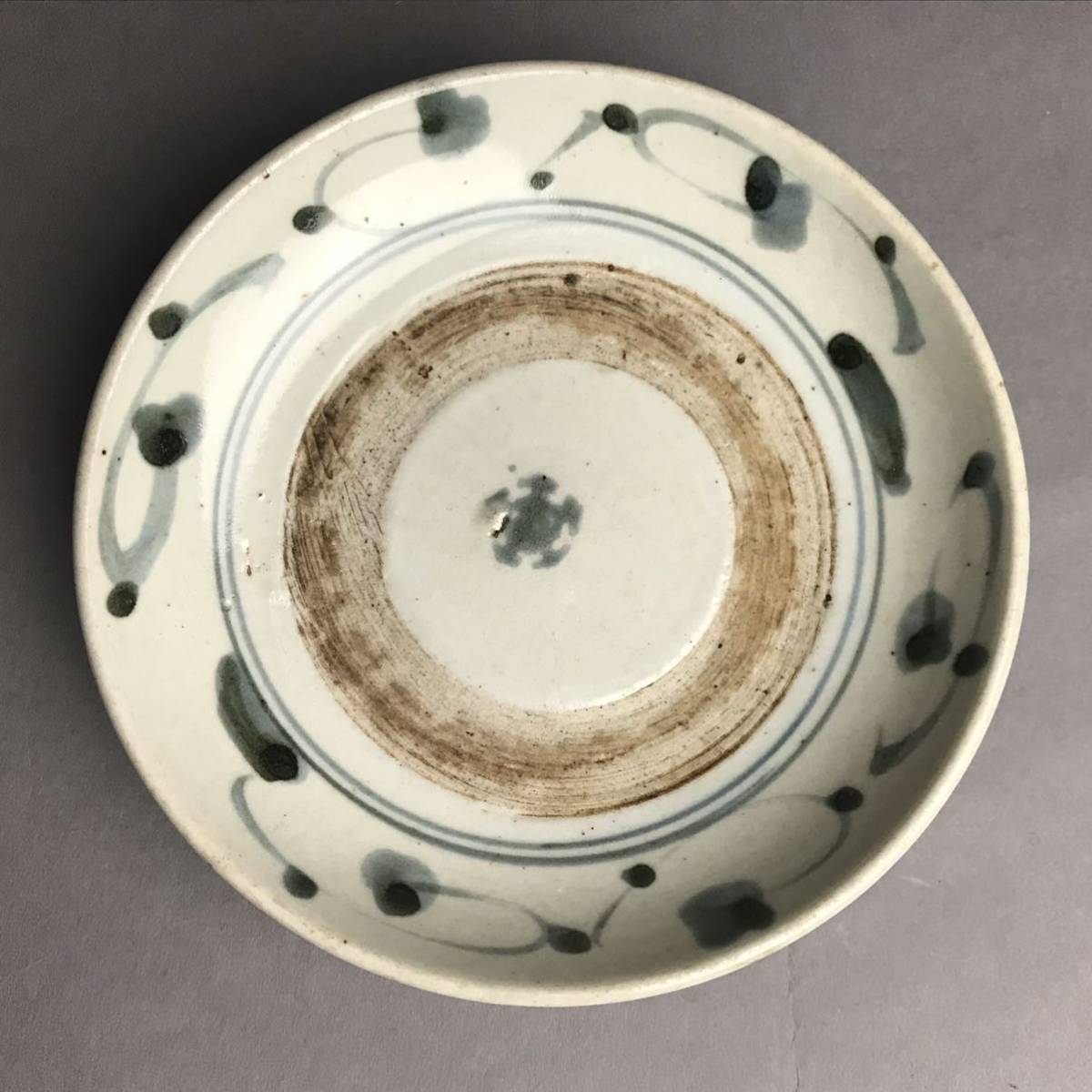 ♦江戸時代 1700年 古伊万里 染付 花唐草 龍紋様 輪花大皿 干支飾り縁起物 古伊万里 染付皿 花草文 江戸時代 骨董 【公式通販】
