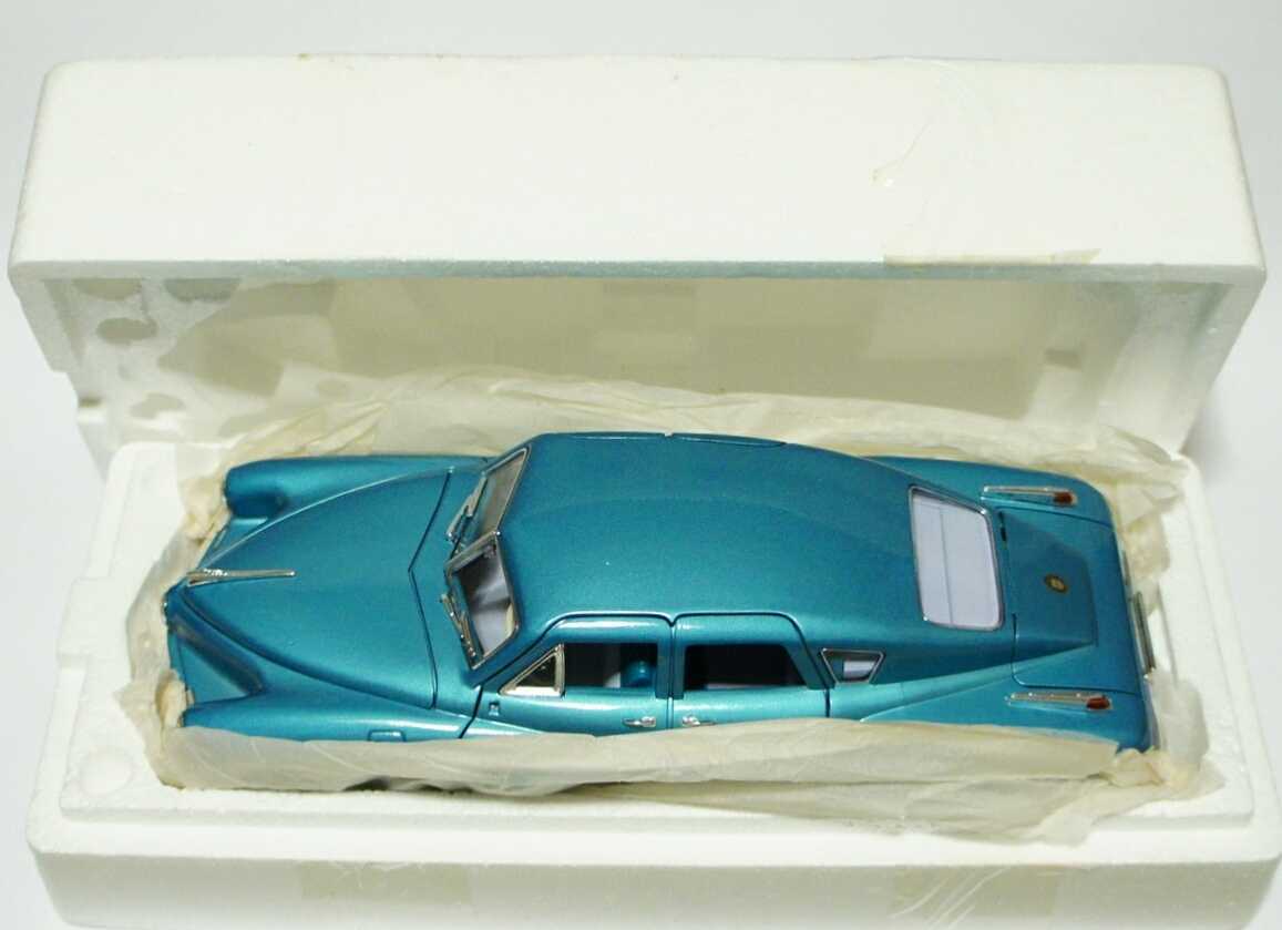 Tucker 0 Road | eBay Legends Model 1 2 Diecast Torpedo Scale 1&frasl;18 1:18 Signature Red)