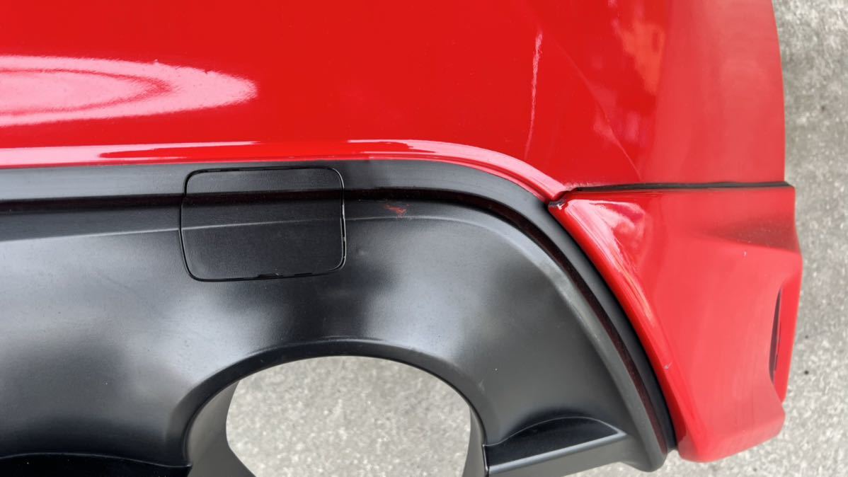 86 BRZ ZN6 ZC6 後期用 リアバンパー 前期もつきます 赤 M7Y 
