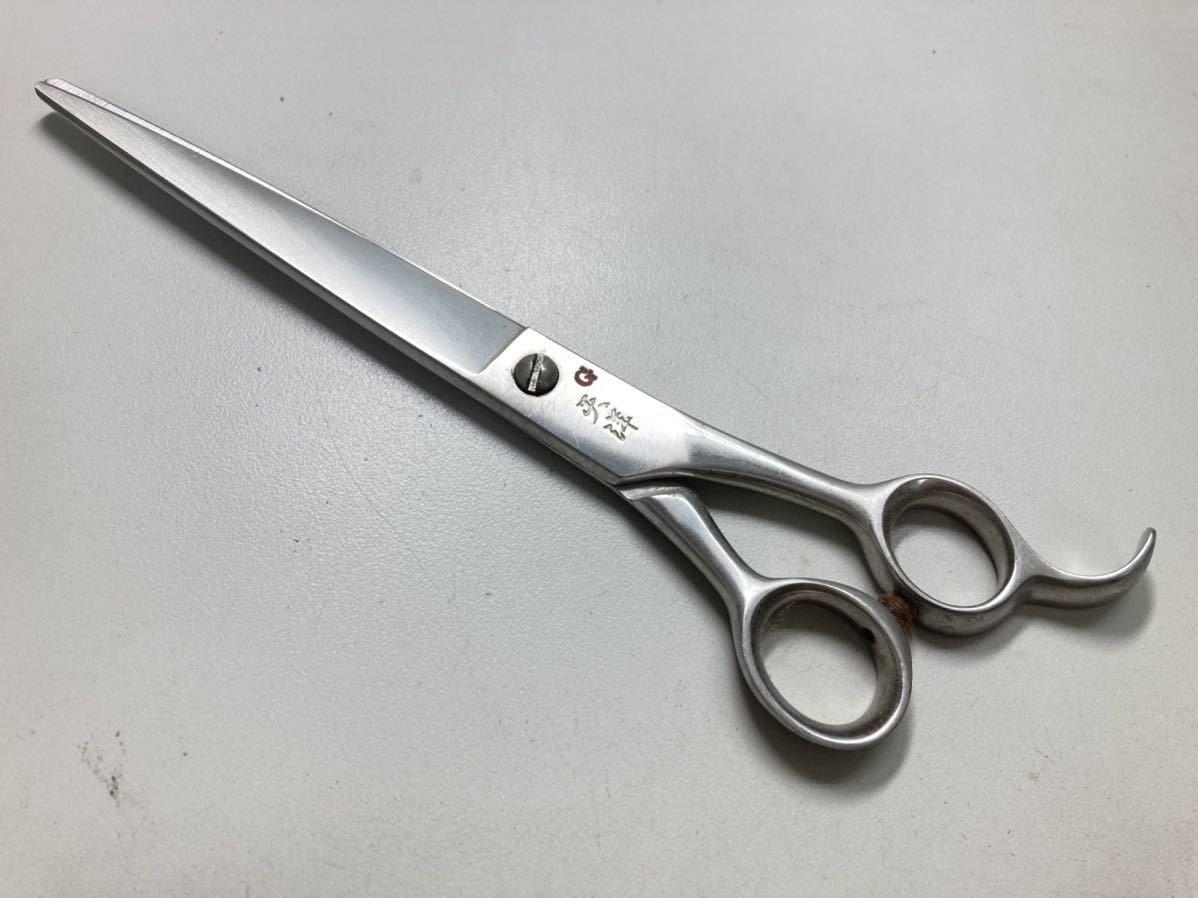 最安値，100%新品 理容 美容 鋏 ハサミ スキ鋏 シザー 5本まとめて 光
