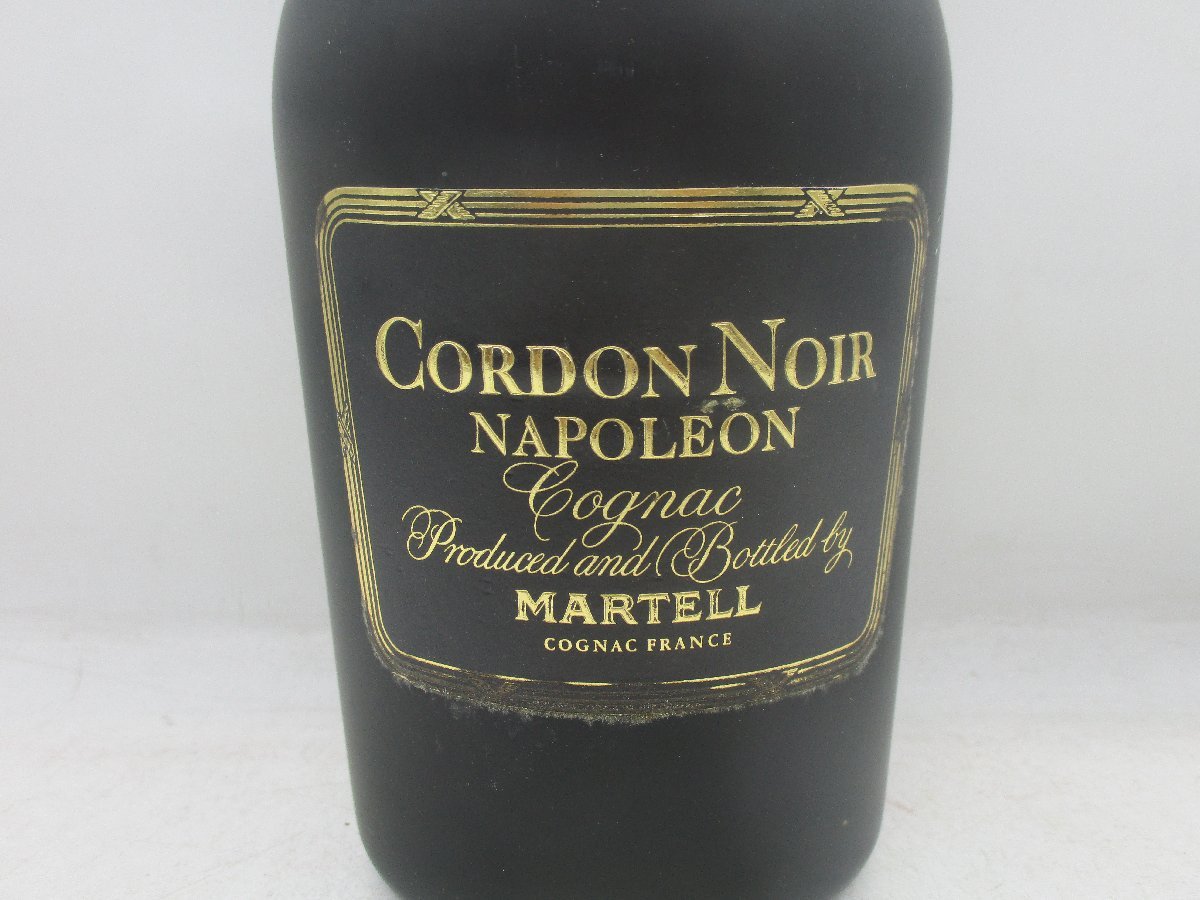 Martell Cordon Noir Napoleon Cognac - Bot.1980s : The Whisky Exchange