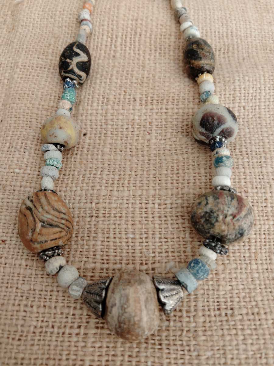  とんぼ玉 古代イスラム玉7個とローマングラスビーズネックレス42cm(とんぼ玉)｜売買されたオークション情報、yahooの商品情報をアーカイブ公開 - オークファン とんぼ玉