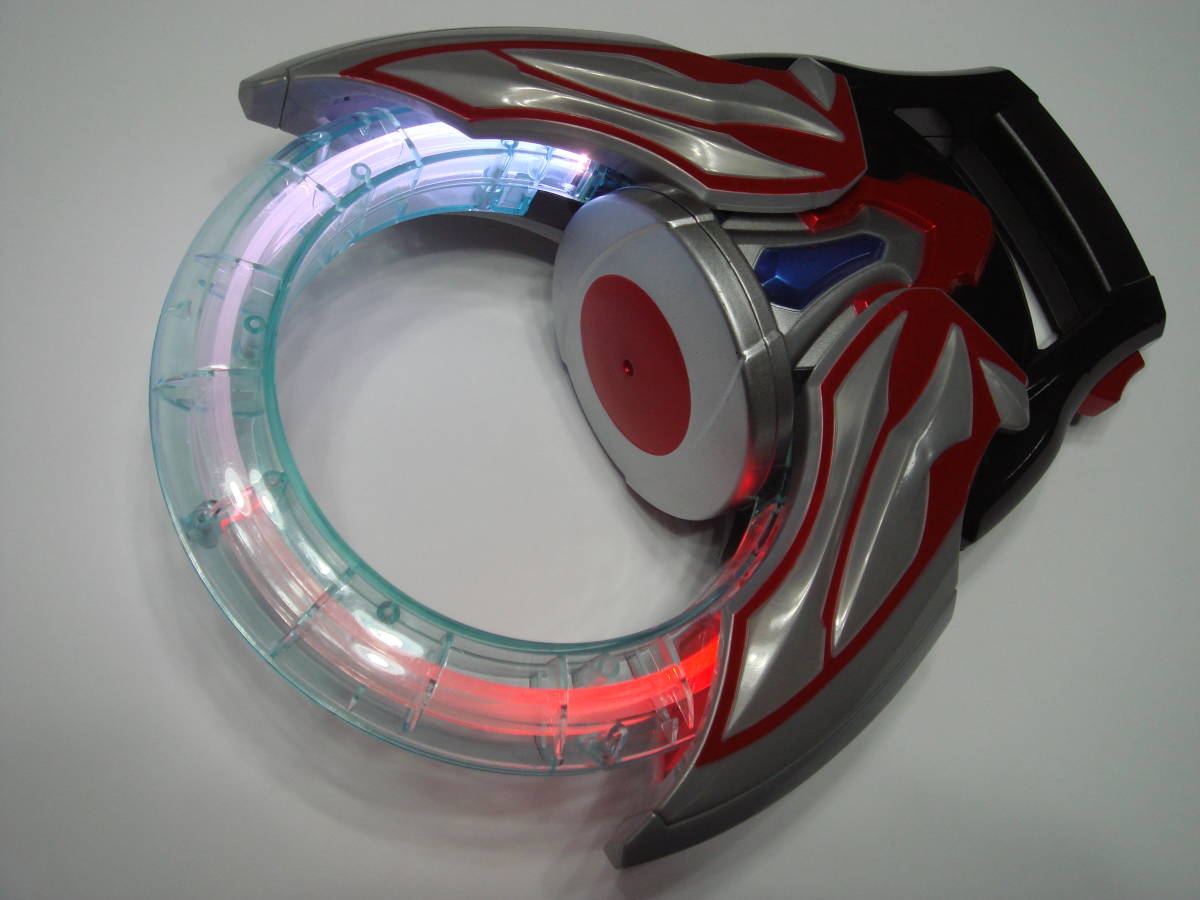 ウルトラマンオーブ 変身アイテム おまけあり 蒸し暑い