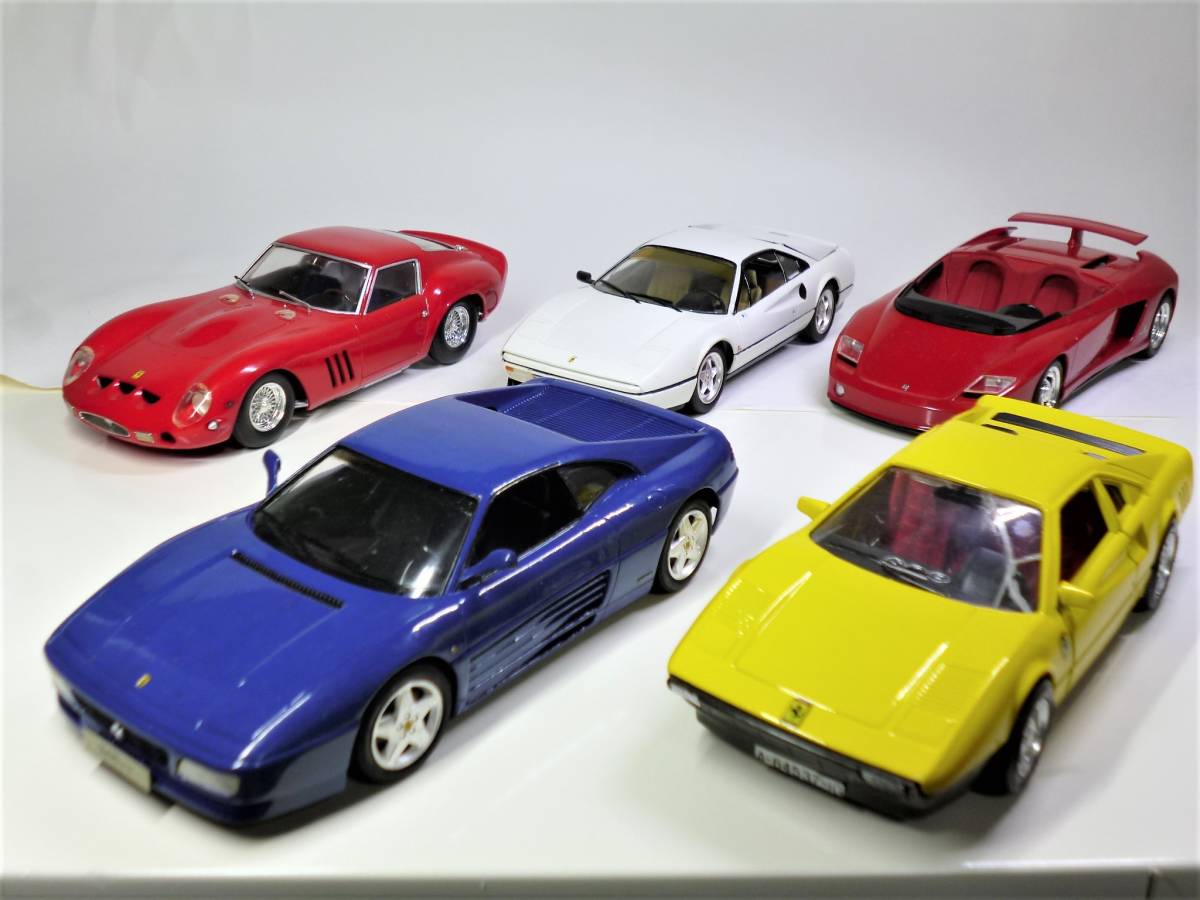 □ フェラーリ 1/24スケール 5台まとめて □ 348GTB 328GTB 288GTO 