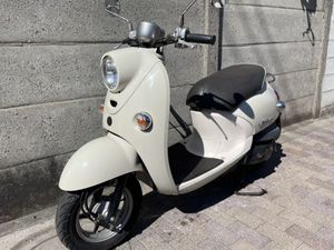 ヤマハ ビーノのYahoo!オークション(旧ヤフオク!)の相場・価格を見る