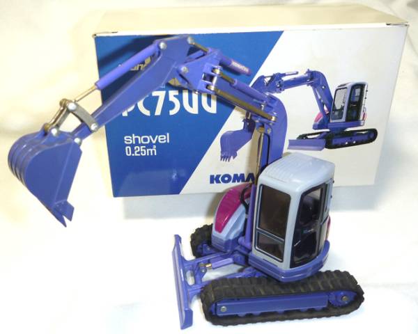 ☆PC75UU コマツ アバンセ 1/30 箱付 バックホー ユンボ 模型(建設車両 