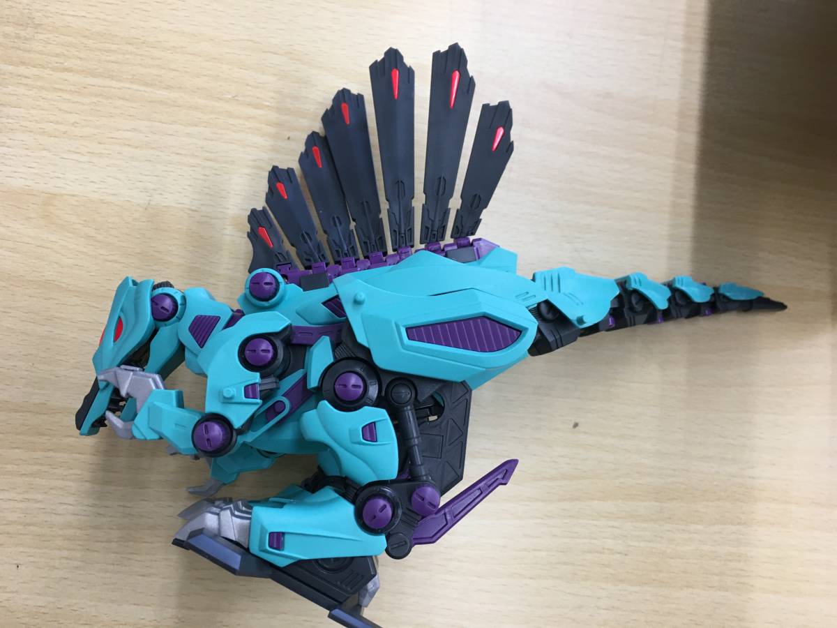 ゾイド ZOIDS ダークスパイナー(スピノサウルス型) 未組立 トミー
