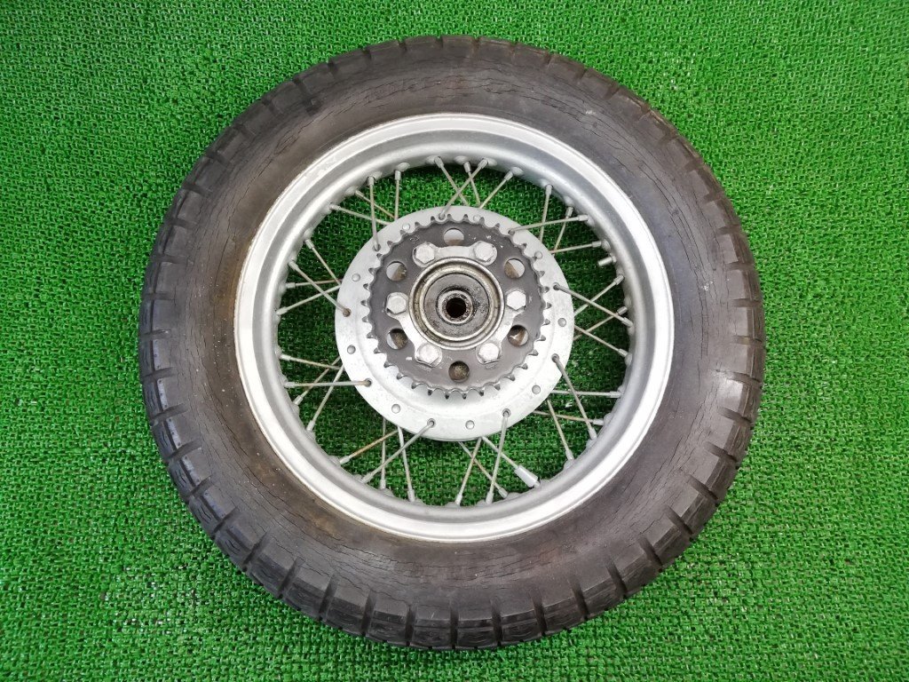 □ヤマハ XS650 SPL スペシャル 純正 リアホイール 曲がり無し 16×2.75