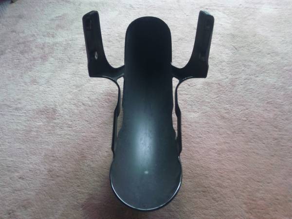 ducati純正 モンスターS2R1000用フロントフェンダー 黒（中古）_2