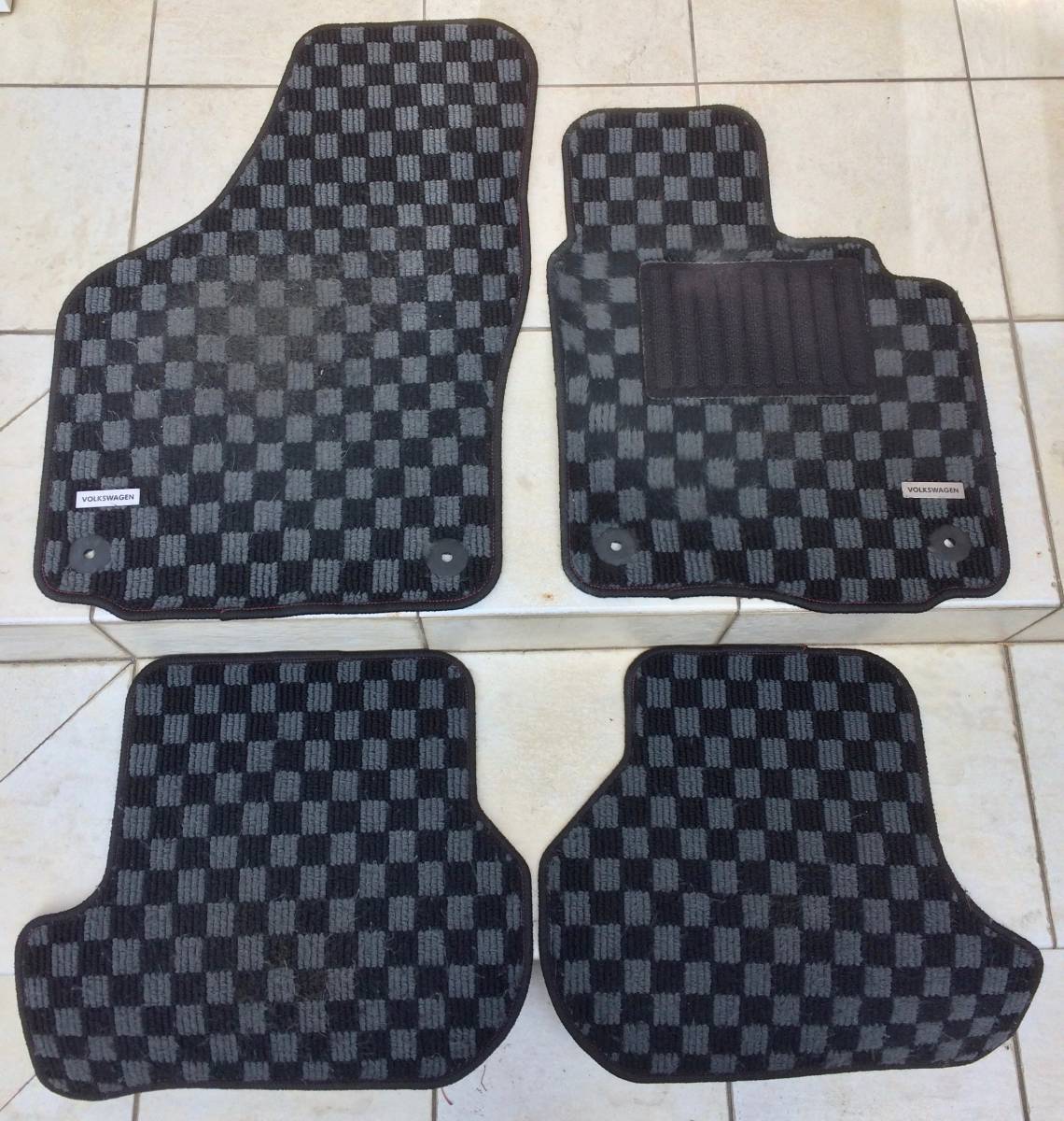VW GOLF5 V フォルクスワーゲン ゴルフ5 用 純正フロアマット チェック 