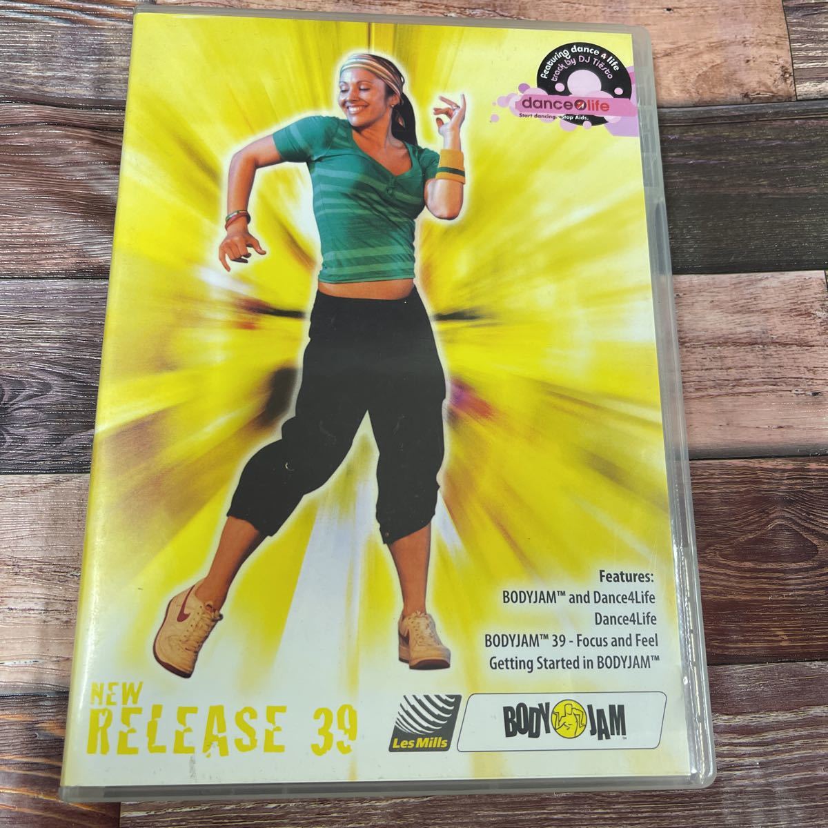 39☆レスミルズ☆Lesmills☆DVD☆CD☆オリジナル箱☆英語コレオノート