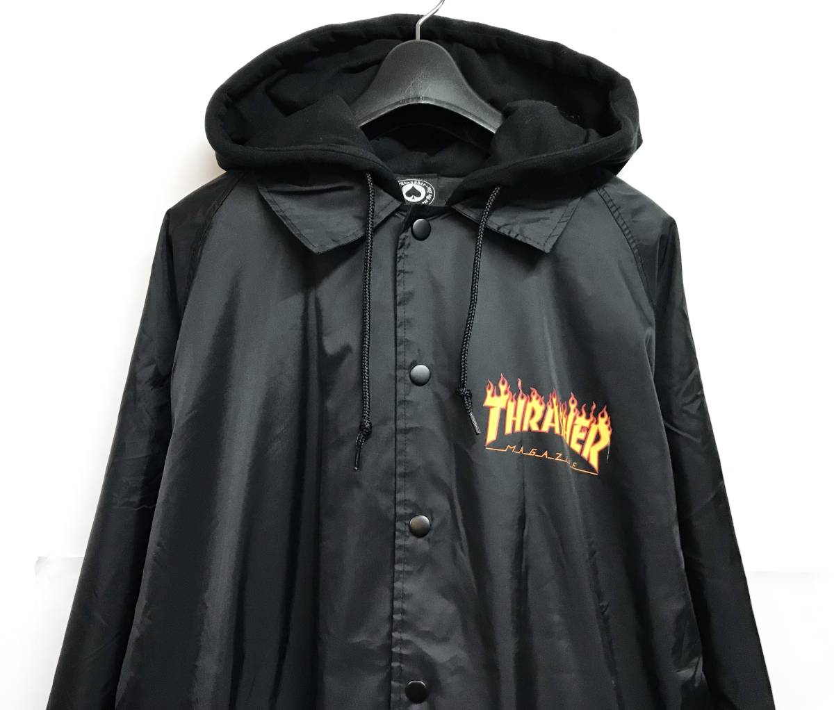 新品タグ付き THRASHER スラッシャー フリースフード付き コーチ 