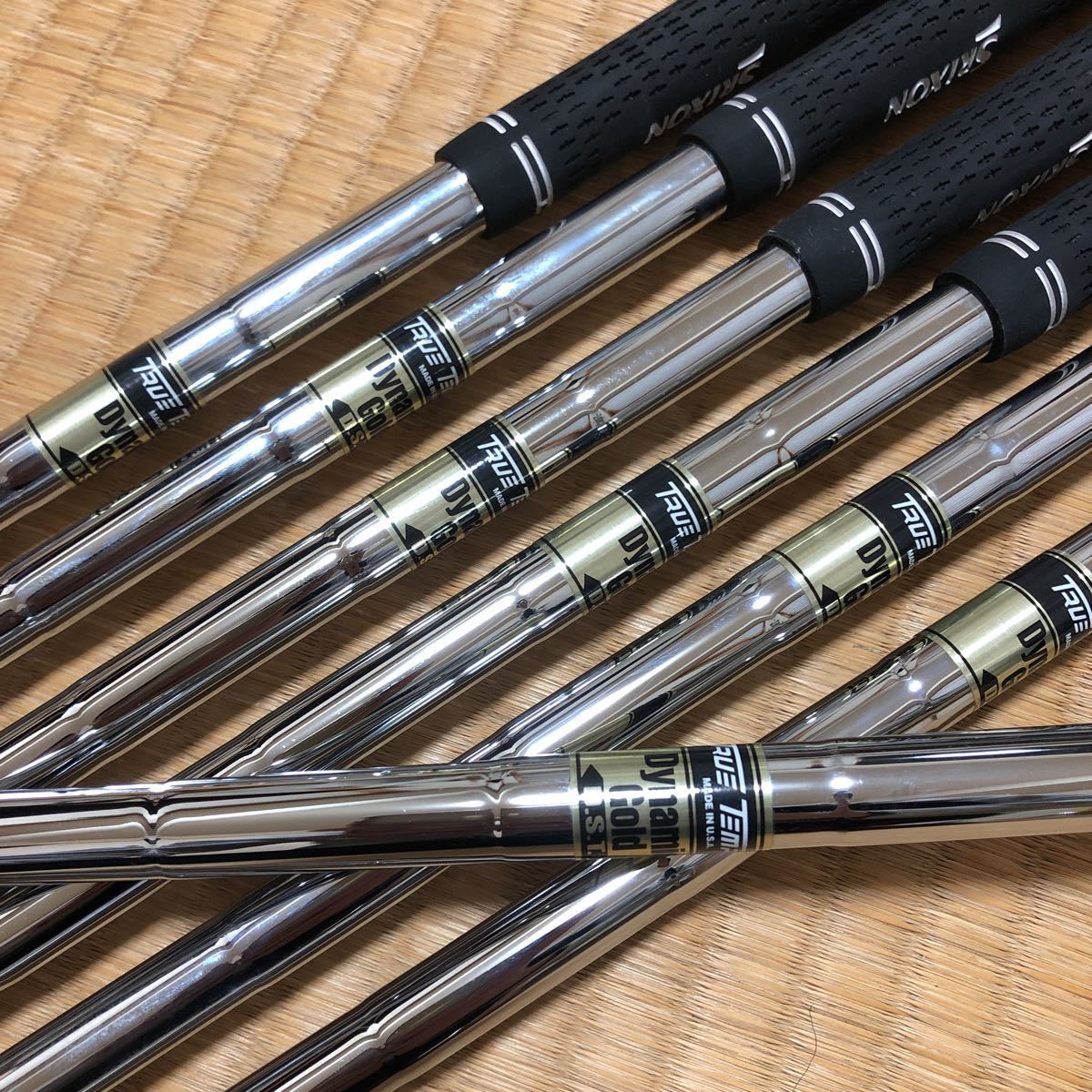 美品 スリクソン Z785 アイアンセット 4番〜PW 7本 ダイナミック 