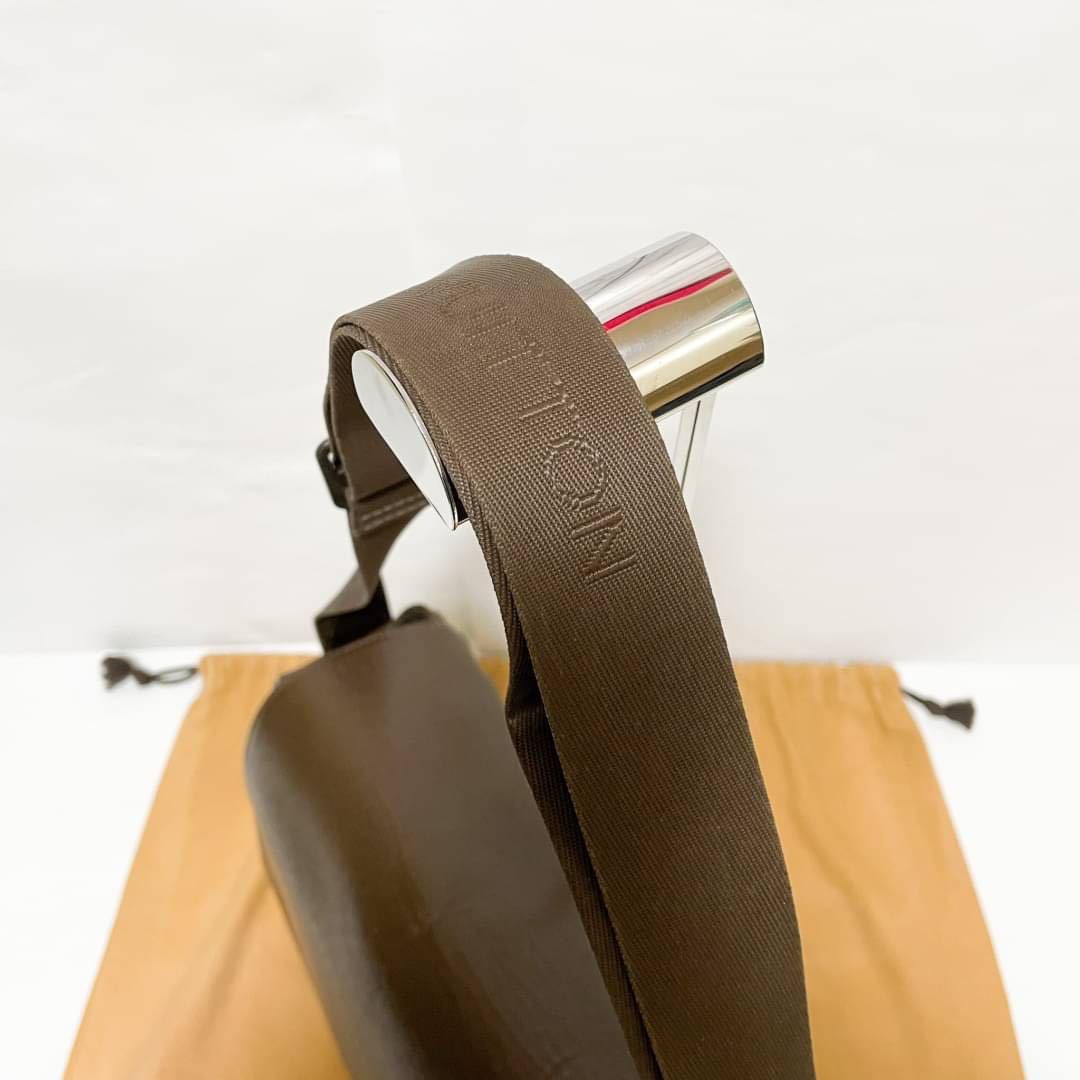 極美品✨ルイヴィトン タイガ ヴィクトール メッセンジャーバッグ レザー A4 1円【極美品】ルイヴィトン LOUISVUITTON ヴィクトール M30148 タイガ