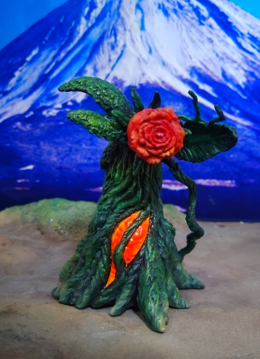 ゴジラ怪獣ソフビ ゴジラ ビオランテ花獣 リペイント完成品 ビオランテ