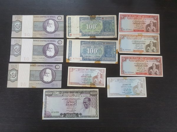 KMFO3 世界各国の紙幣 100枚 おまとめ(世界)｜売買されたオークション