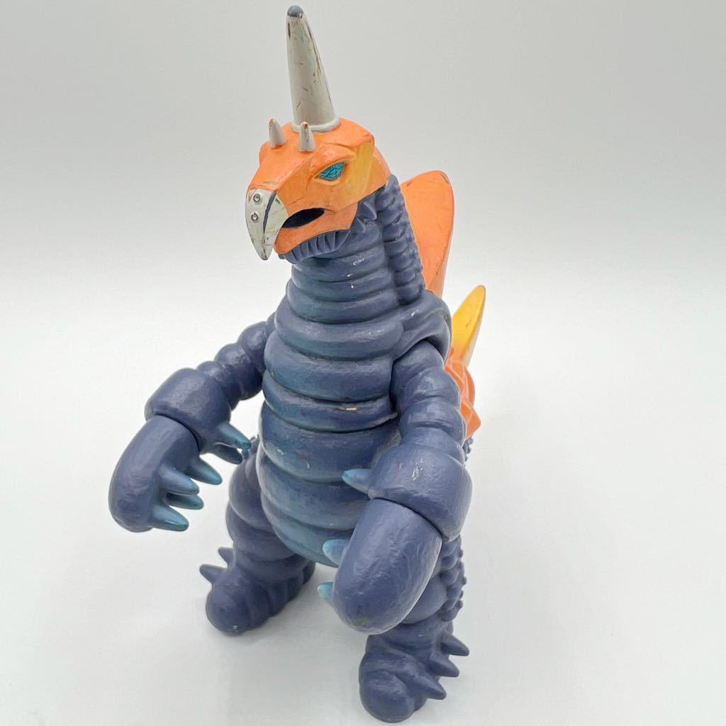 BANDAI ウルトラ怪獣シリーズ2006 一角超獣 バキシム バンダイ ソフビ 