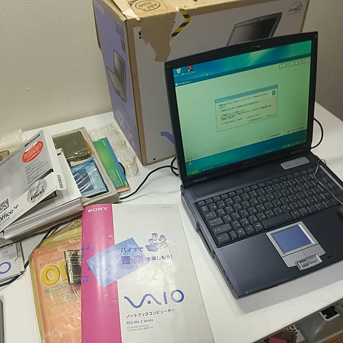 カメラ内蔵/中古/14型/ノートPC/Windows10/爆速新品SSD256GB/4GB/AMD E 
