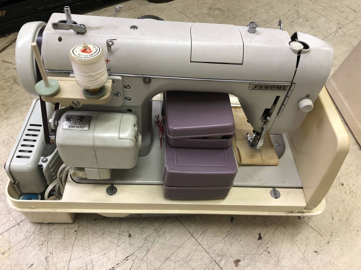 JANOME ジャノメ Yahoo!オークション - MODEL ミシン 1円スタート 672 