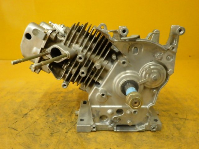 ☆三菱　ガソリンエンジン　GM132L(10)　実働エンジン部分☆