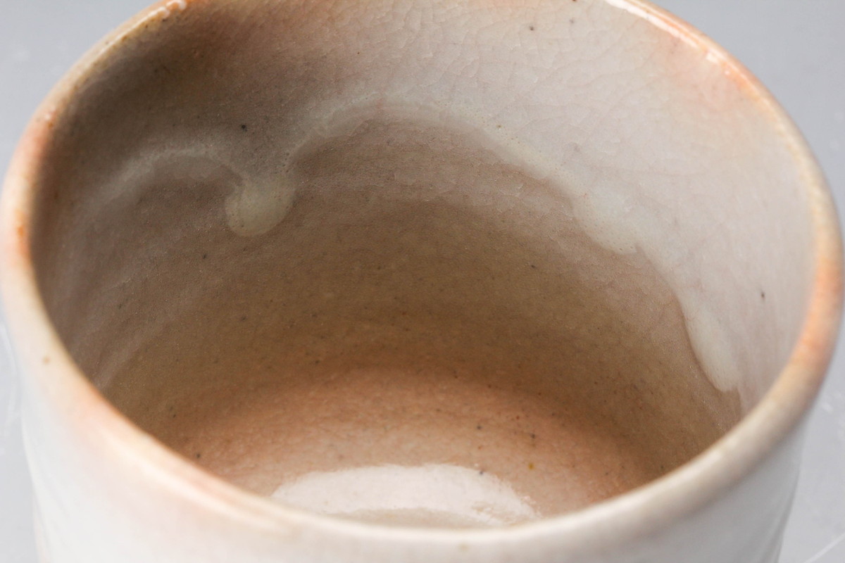 十一代 坂高麗左衛門 韓峯 萩焼湯呑 共箱 栞 本物保証(