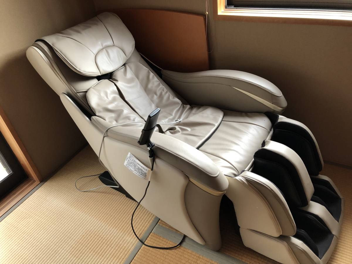 パナソニック　マッサージチェア　EP-MA03■直接引取り大歓迎 Panasonic リアルプロ マッサージチェア (マッサージ機 「*mp」マッサージチェア 価格.com