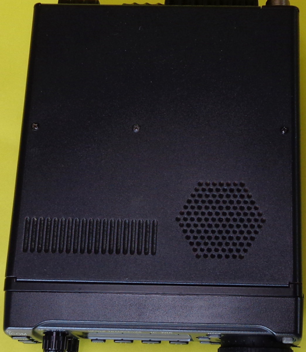 ICOM HF(100W)＋50MHz(50W)＋144MHz(10W)トランシバー IC－706