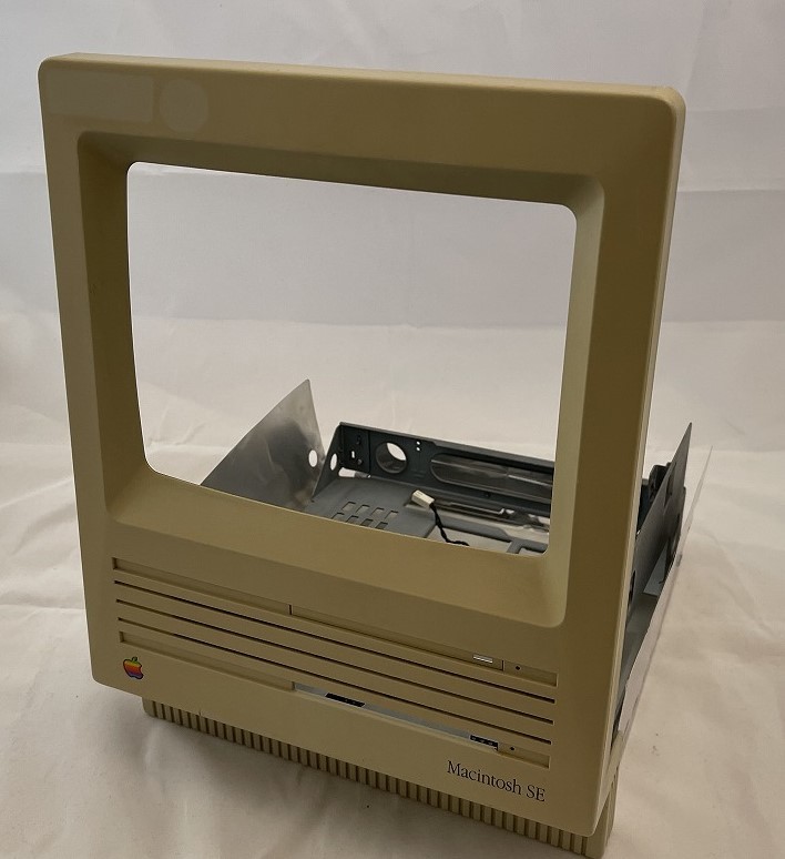 Apple Macintosh SE 中身なし ケースのみ(68k)｜売買された