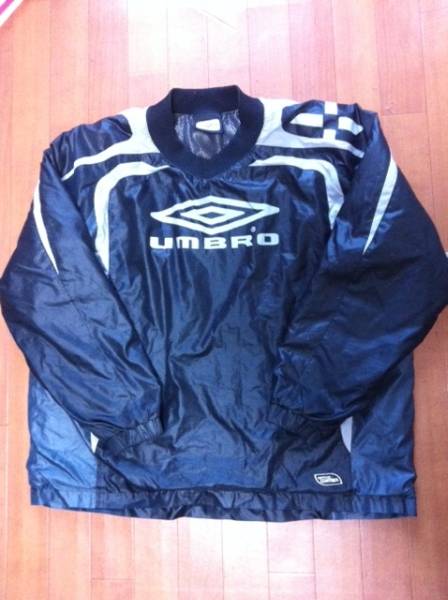 サッカー　アンブロ UMBRO 中綿入りピステ上下 サイズ１４０　黒_1