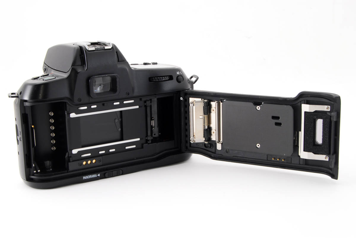 Nikon F70D PANORAMA フィルム一眼レフカメラ 本体 Nikon - F70 おすすめの中級機の フィルム一眼レフ 完動美品Nikon F70D