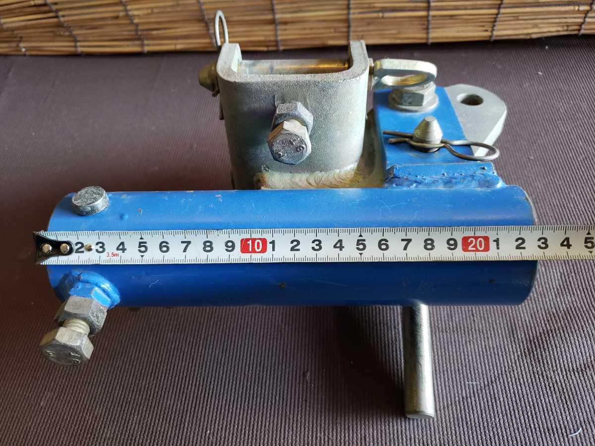 トラクター中古パーツ【反転ヒッチ】取り付け金具/ブラケット/尾輪