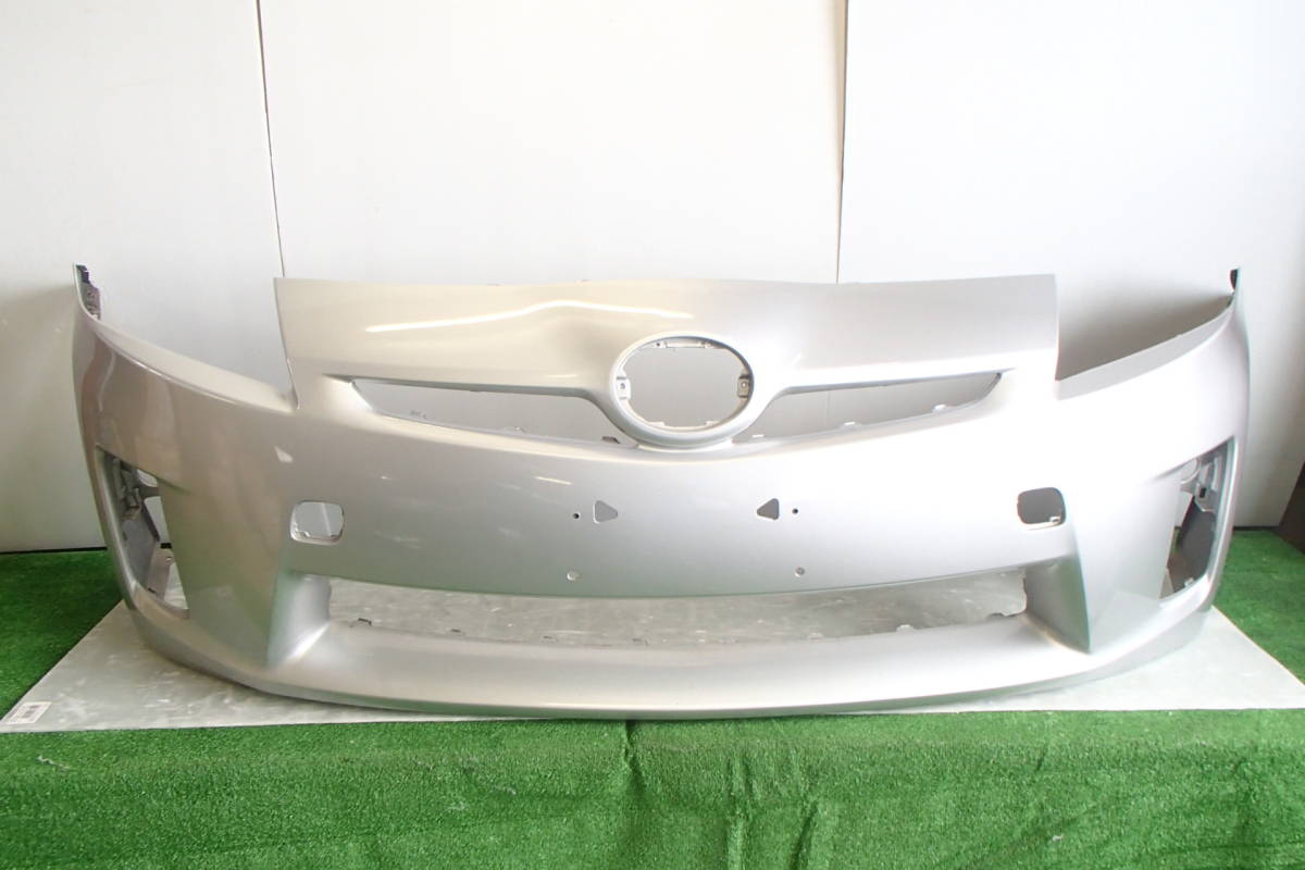 ZVW30 前期 プリウス 社外 フロントバンパー 1F7 シルバーメタリック