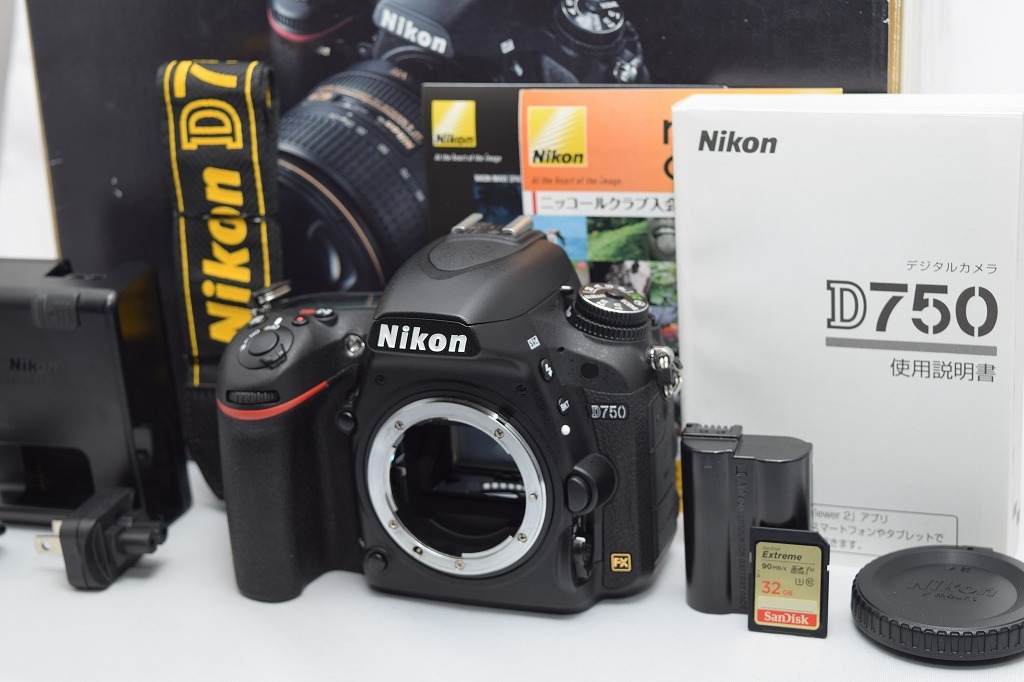 ☆Nikon ニコン D750 ボディ☆ショット数約27000回・元箱付 ☆Nikon ニコン D750 ボディ☆ショット数約27000回・元箱付