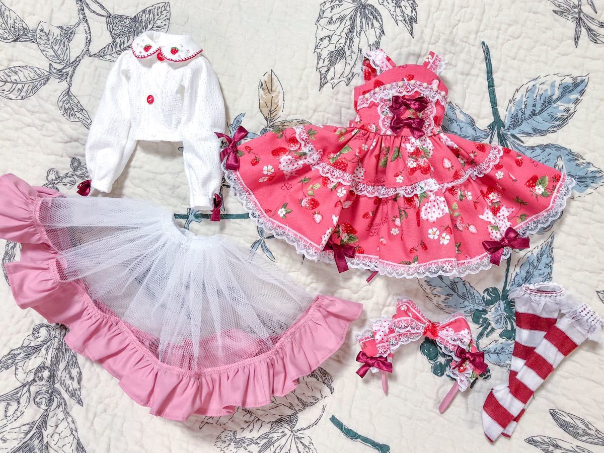 Choco Doll☆MDD☆ドール用衣装☆いちご刺繍ブラウス＆いちご