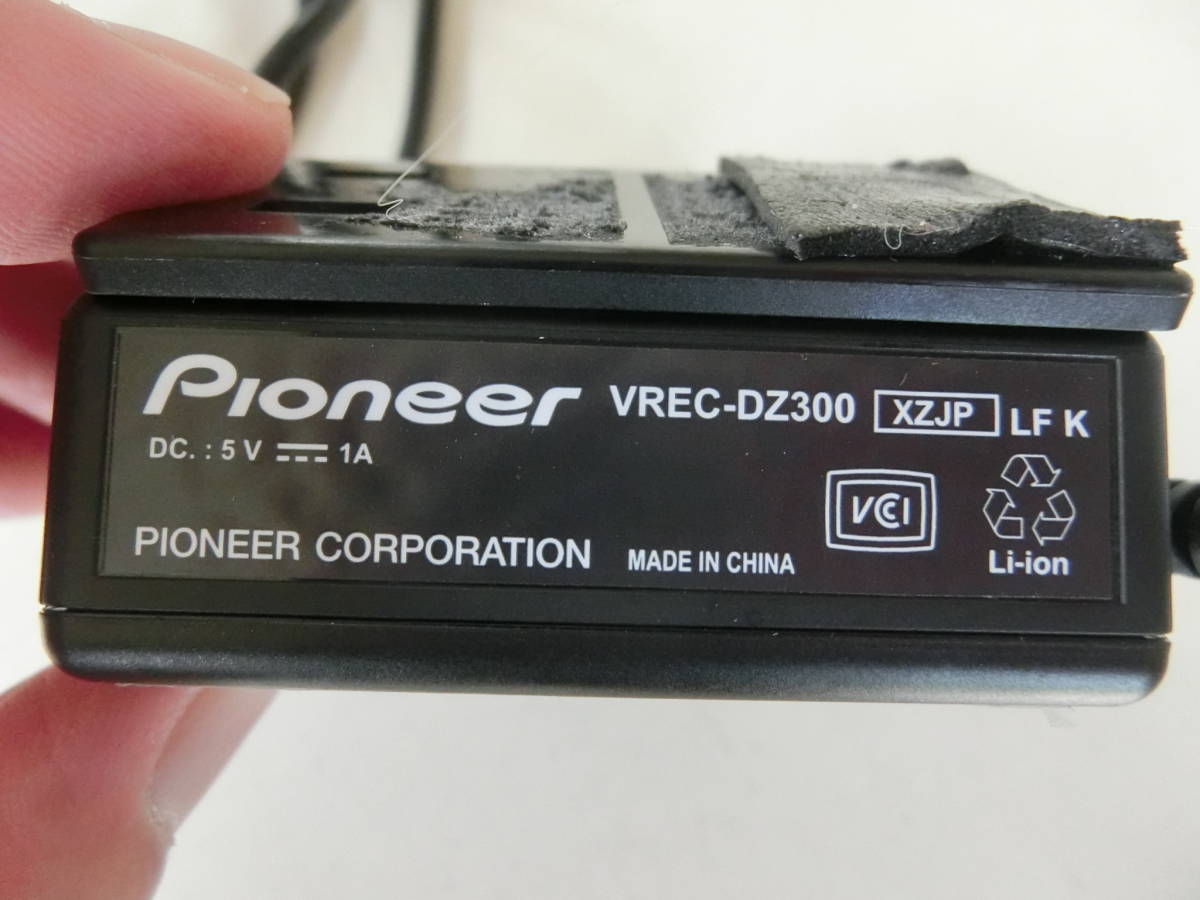 GPS対応　パイオニア　ドライブレコーダー　VREC-DZ300　miniSDカード付16GB 完動品　希少品　 VREC-DZ300 ドライブレコーダー パイオニア 1個 ドライブレコーダーユニット (今なら在庫あります