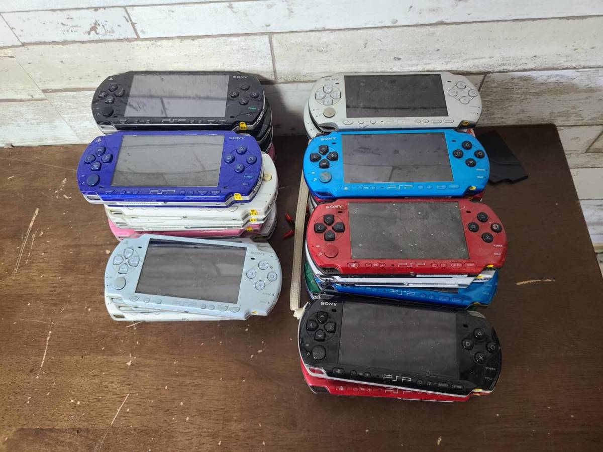 PSP - 0 1 SONY PSP-1000 vs VS 公式 まとめて7台セット Sony What Are PSP-2000 Differences? Black