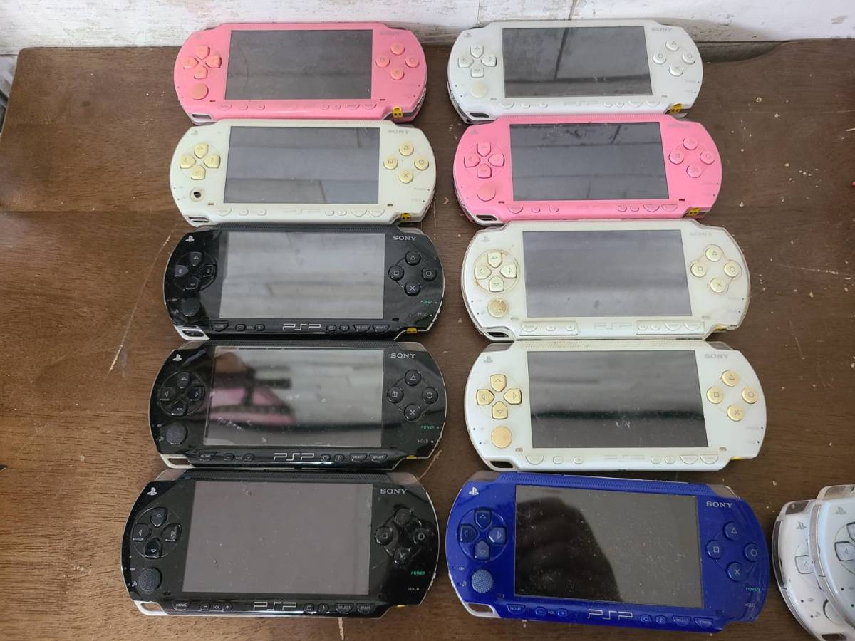 PSP - 0 1 SONY PSP-1000 vs VS 公式 まとめて7台セット Sony What Are PSP-2000 Differences? Black
