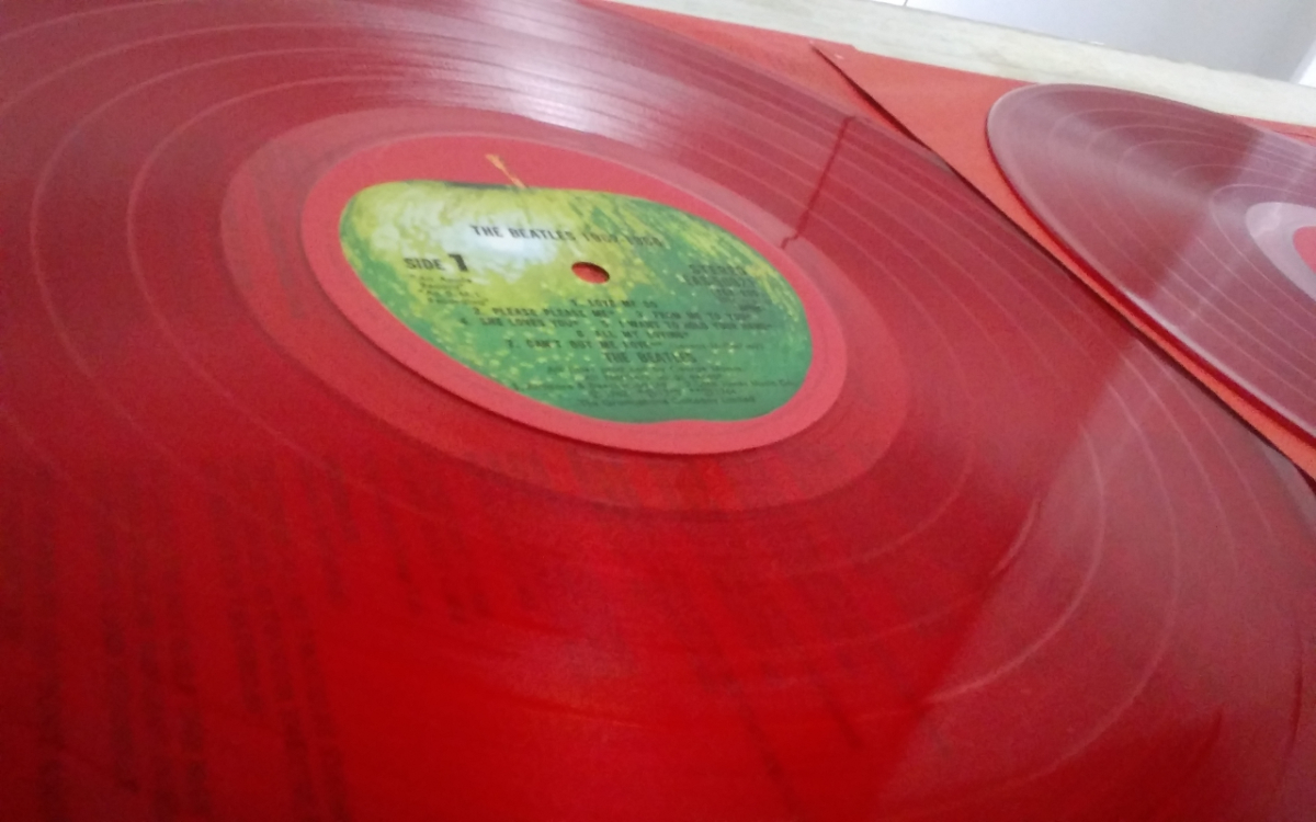 Beatles The - 1962-1966 Vinyl Record LP Red com: – 0 Capitol &amp
