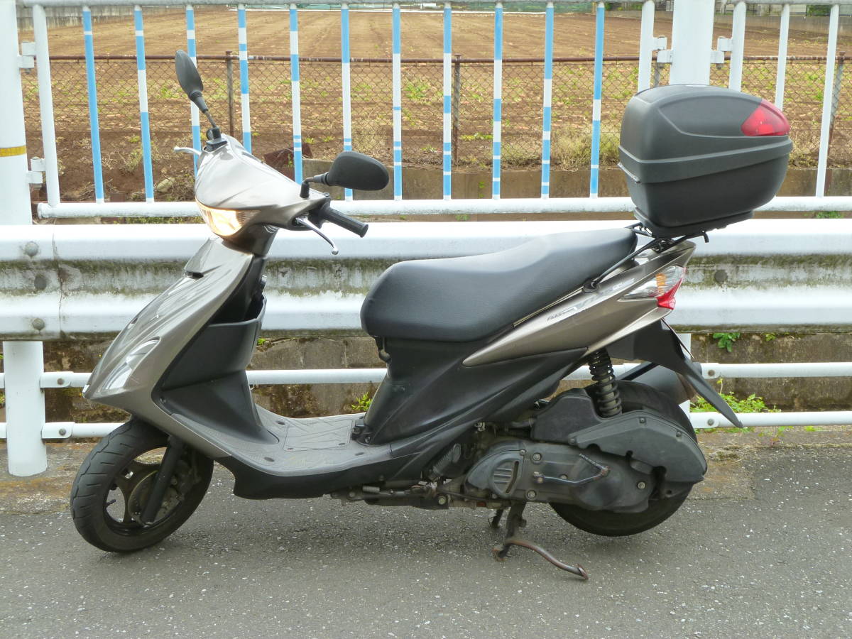 アドレスv125s ホワイト リアボックス付き ☆スズキ アドレスV125S 