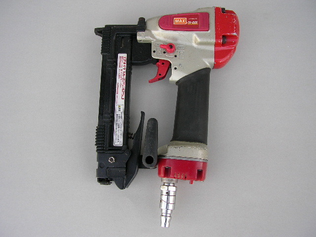 限定SALE，人気SALE MAX TA-225/425J 常圧ステープル用エアネイラ(エア釘打機)｜売買されたオークション情報、yahooの商品情報をアーカイブ公開 - オークファン エア釘打機