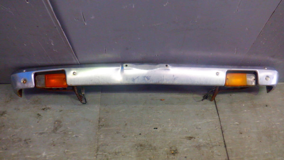 トヨタ S50年頃 KE36 カローラバン 純正 ジャンク フロントバンパー 旧車 04-04-14-98 C2-E2-2