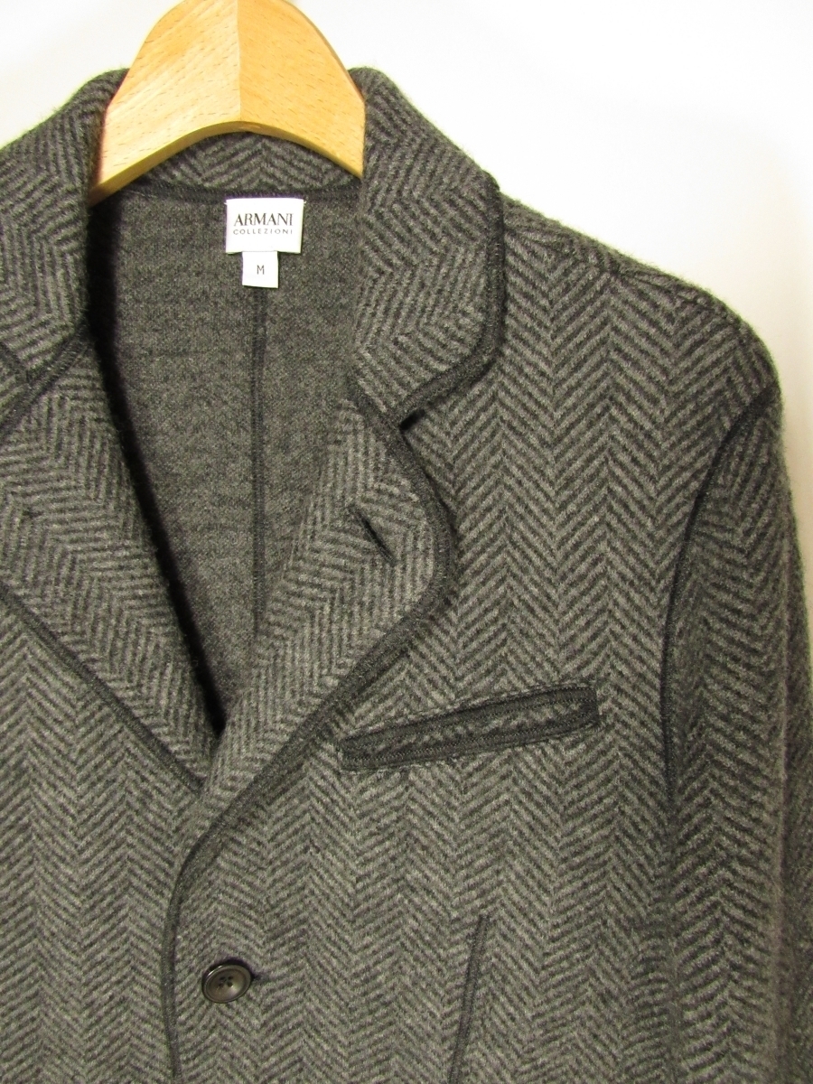 新品同様 アルマーニ コレツィオーニ ARMANI COLLEZIONI メンズ ヘリンボーン ニット ジャケット M 冬物 ウール グレー ARMANI COLLEZIONI アルマーニ 送料込み コレットーニのスプリングコート ジョルジオアルマーニ社製