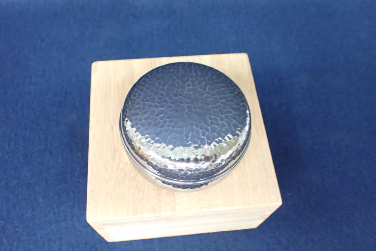 ☆041821 純銀製 銀製品 やんぽ 蓋物 ボンボニエール 小物入 39グラム ☆