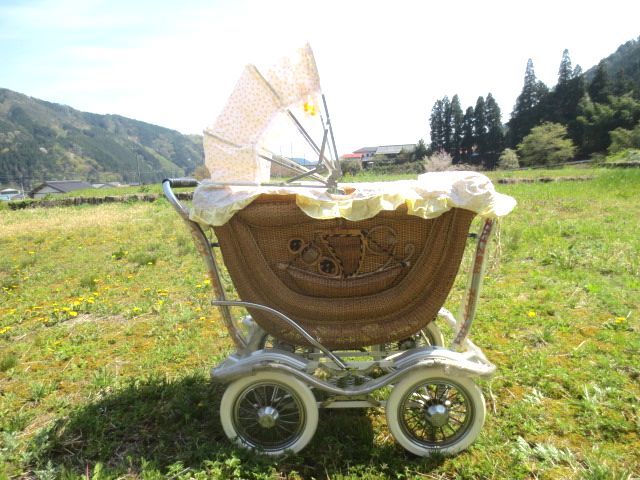□大人気 昭和レトロ SPECIAL 籐かご 乳母車 ステンレスフレーム