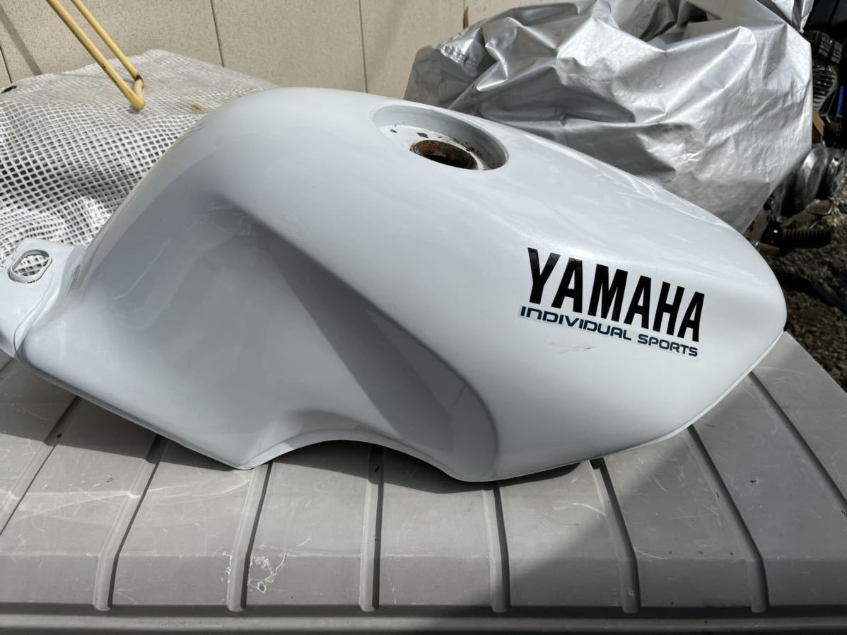 YAMAHA r1z 純正タンク ガソリンタンク 公式通販 YAMAHA r1z 純正タンク ガソリンタンク 公式通販
